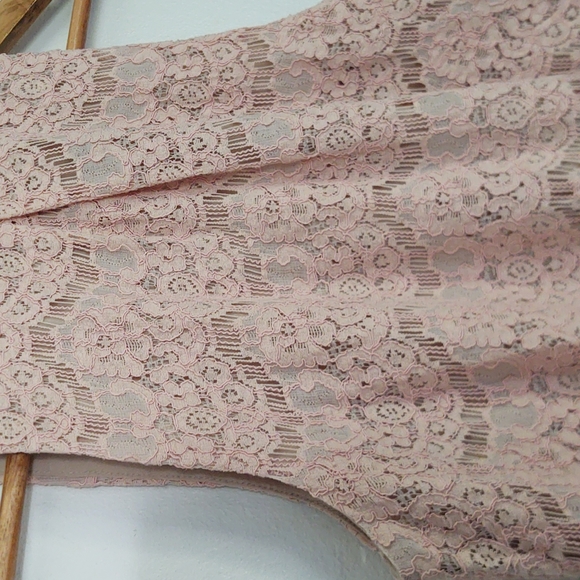 Love Fire Blush and Nude Lace Sleeveless Top sz S women's - Picture 2 of 14